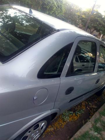 Corsa sedan 2003 - Foto 3