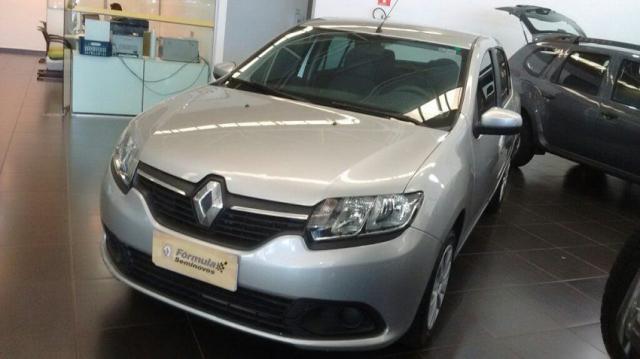 RENAULT LOGAN EXPRESSION NOVA SÉRIE 1.6 8V EASYR HIPOWER FLEX Prata 2014/2015 - Foto 2