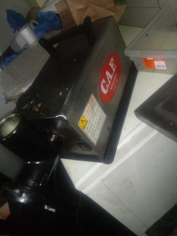 Maquina de moer carnes