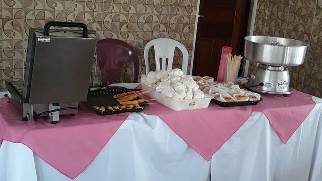 Brinquedos e Mine buffet - Foto 2