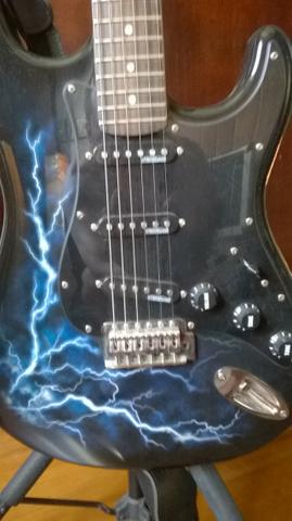 Guitarra Eagle com captadores Wilkinson - Foto 2