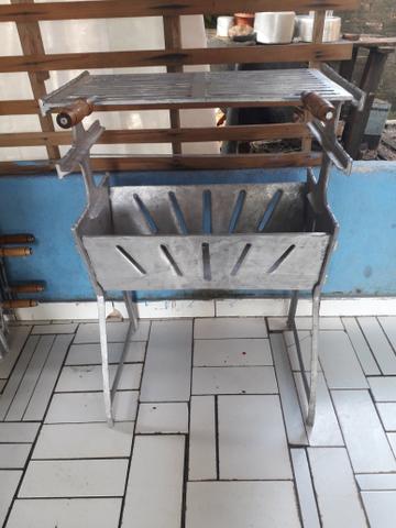 Churrasqueira extra grande aberta
