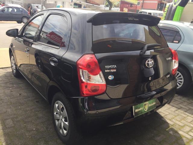 Toyota Etios - Foto 5