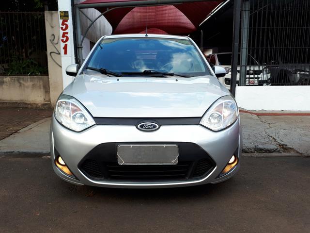 Fiesta Class 1.6 completo 2011 Prata