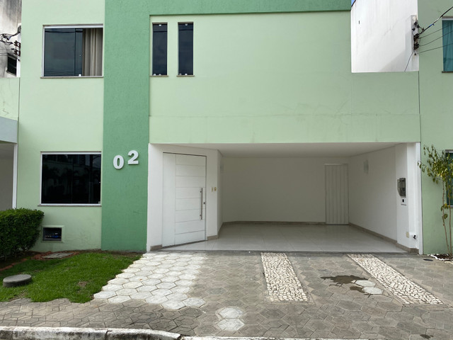 Casa de Alto padrão em condomínio