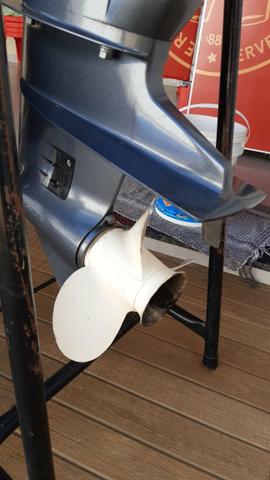 Barco com motor 25 - Foto 4