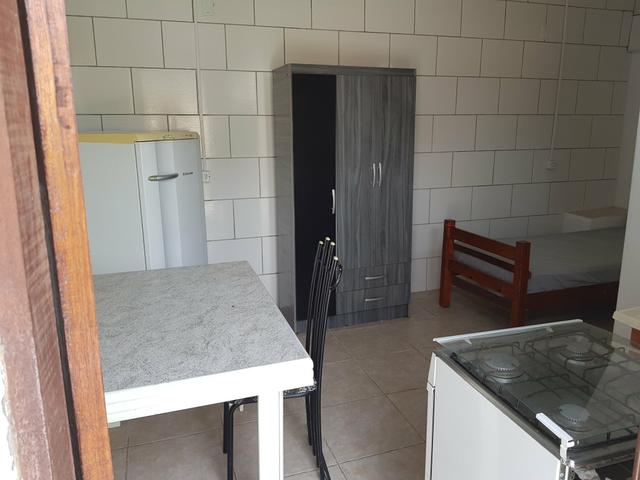 Aluguel de kitnets e de uma República FURG (campus carreiros) - Foto 2