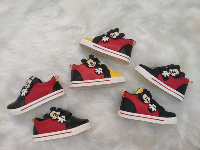 tenis infantil masculino mickey