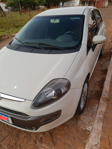 VENDO PUNTO ESSENCE SP 1.6 COMPLETO. COM APENAS 48 MIL KM RODADOS
