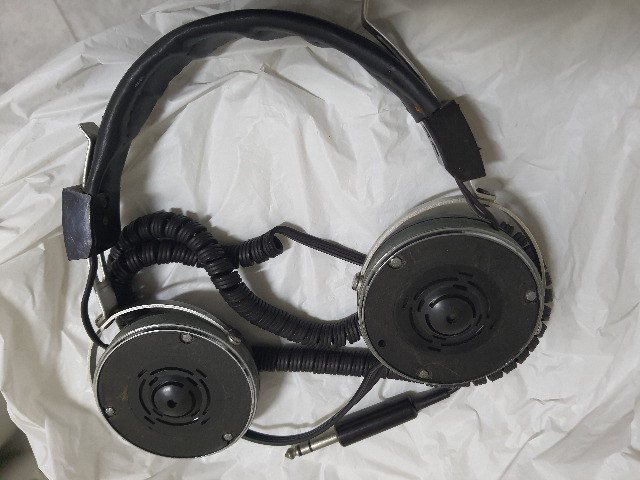 koss hv1a
