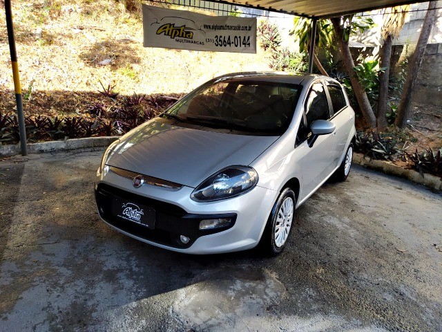 FIAT PUNTO ATTRACTIVE 1.4 FLEX 2014/2014
