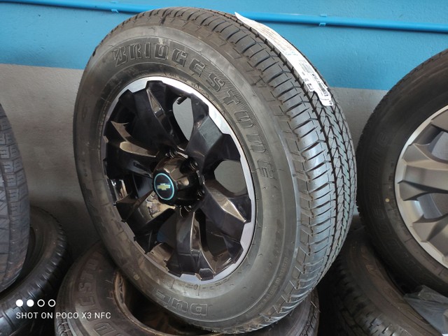 RODA S10 HIGH COUNTRY 2022 C/ PNEU ZERO À BASE DE TROCA