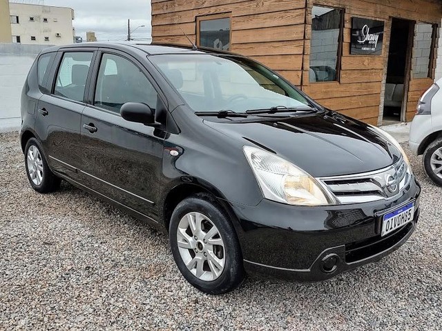 NISSAN LIVINA 2013 AUTOMTICA TOP DE LINHA