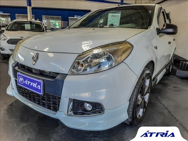 RENAULT SANDERO 1.0 AUTHENTIQUE 16V
