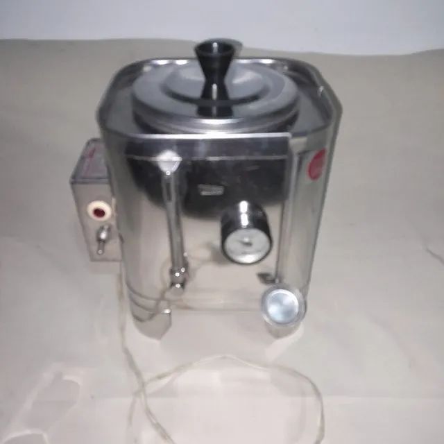 Banho Maria derretedora de barras de chocolate ou queijo Cheddar  em inox - 110 volts. - Foto 2
