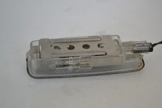 Luz Luminária Cortesia Quebra Sol Audi A3 2003 Original - Foto 3