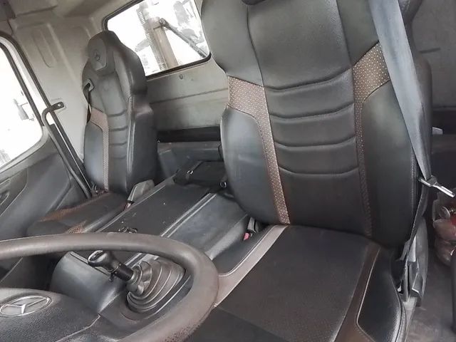 Mercedes-Benz Atego 2730 6X4 2017/2018 - Foto 8