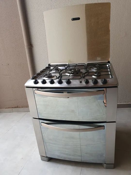 Fogão 5 Bocas e 2 Fornos Electrolux 76DX