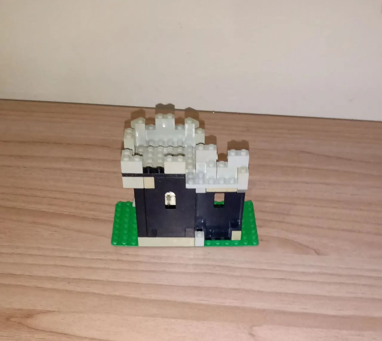 Castelo Lego Medieval com Esqueleto - Foto 3