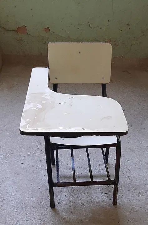 Carteira escolar infantil 