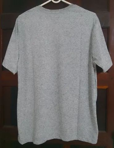 Camiseta Quiksilver Original Nova - Foto 4