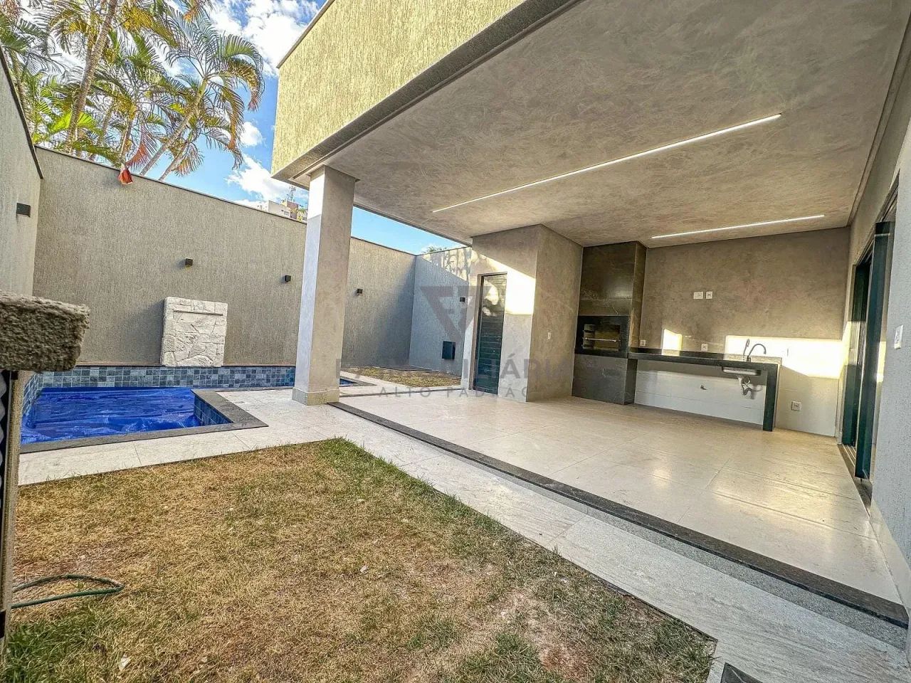 Sobrado à venda, Jardim América, Goiânia, GO