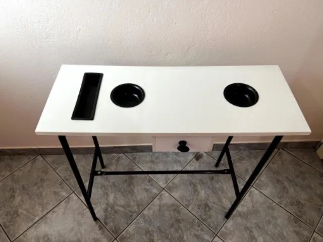 Mesa de Manicure Desmontável