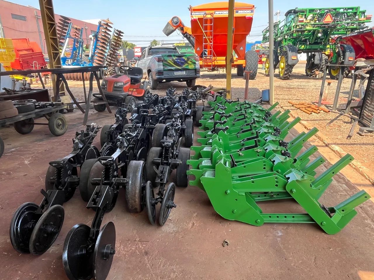 Partes Linhas plantadeira TATU ULTRA FLEX  - Foto 5