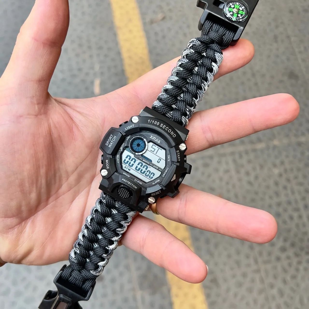 Relógio Esportivo Xinjia XJ-875D com Pulseira Paracord Multifunção - Foto 2