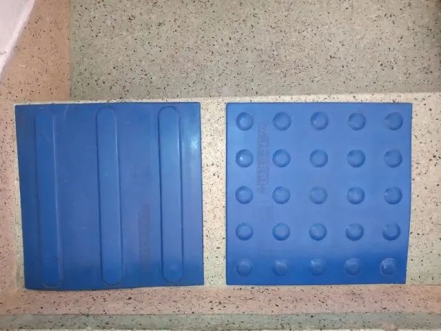 Piso Tátil Direcional e Alerta ABNT NBR 16537 - Foto 4