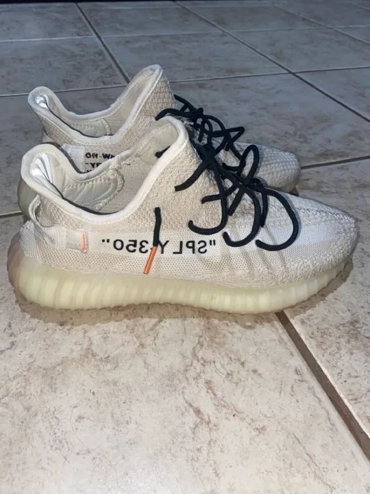 Yeezy número 43 com 1 usada 