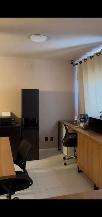 Closet planejado com armários e sapateira - Foto 4