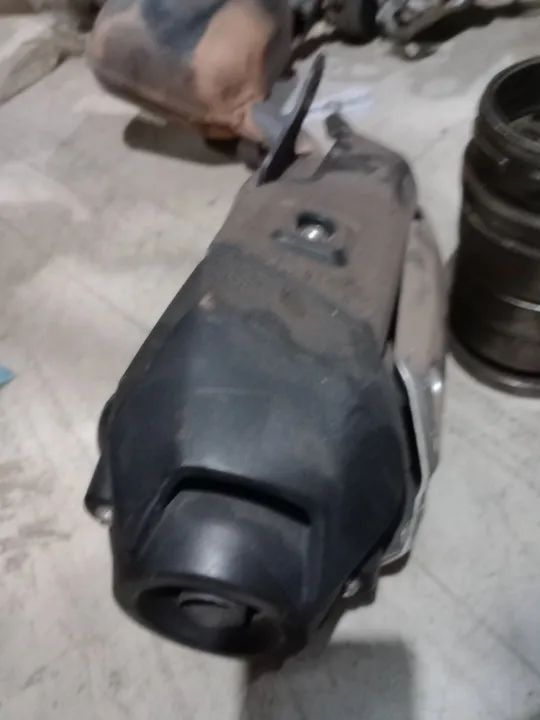 Escapamento Yamaha 250 fazer - Foto 2