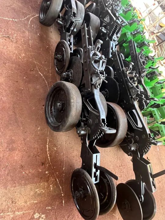 Partes Linhas plantadeira TATU ULTRA FLEX  - Foto 4