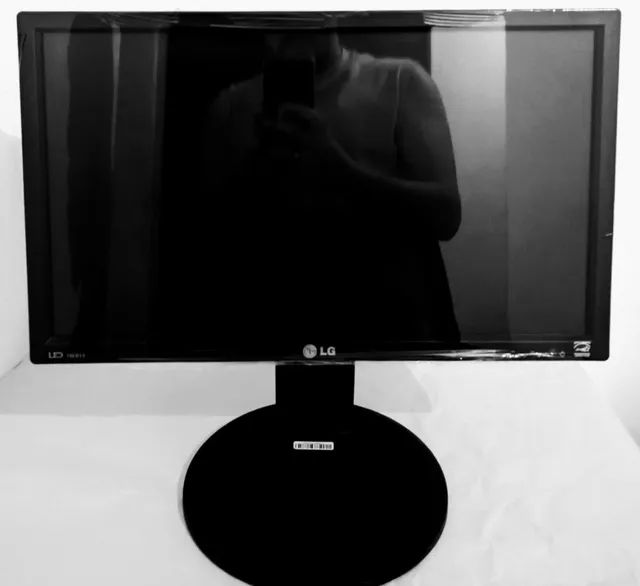 Monitor LG LED 19 polegadas com rotação de tela