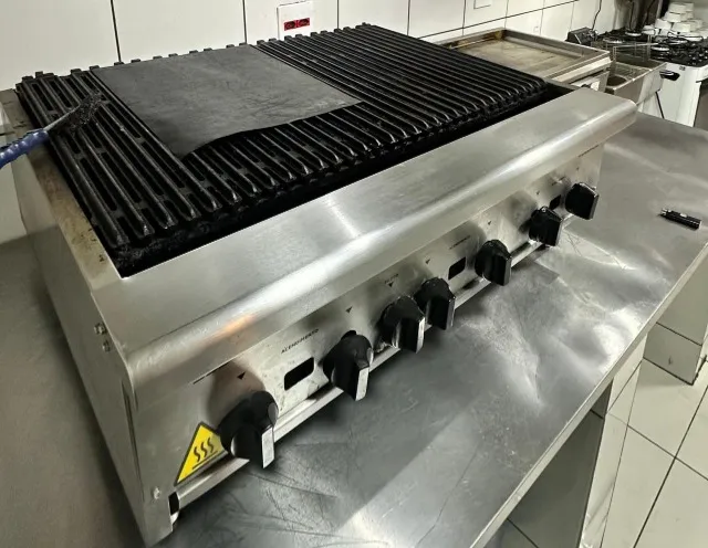 Churrasqueira Chair Broiler 90?cm Venâncio - Gás - Inox - Usada (Fechando ponto)