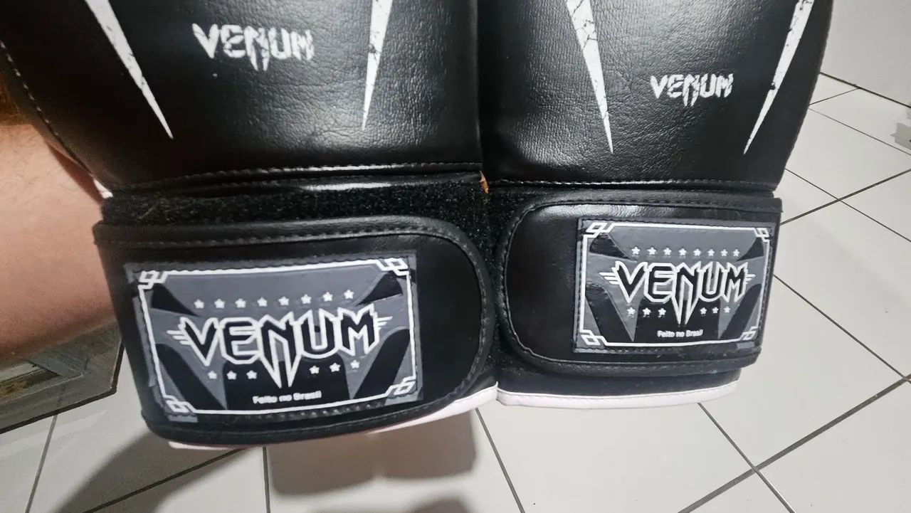 Kit Muay Thai Venum novo completo  - Foto 3