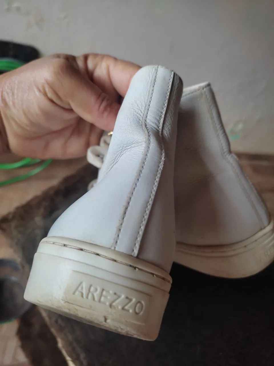Tênis AREZZO Branco Couro Cano Alto - Foto 4