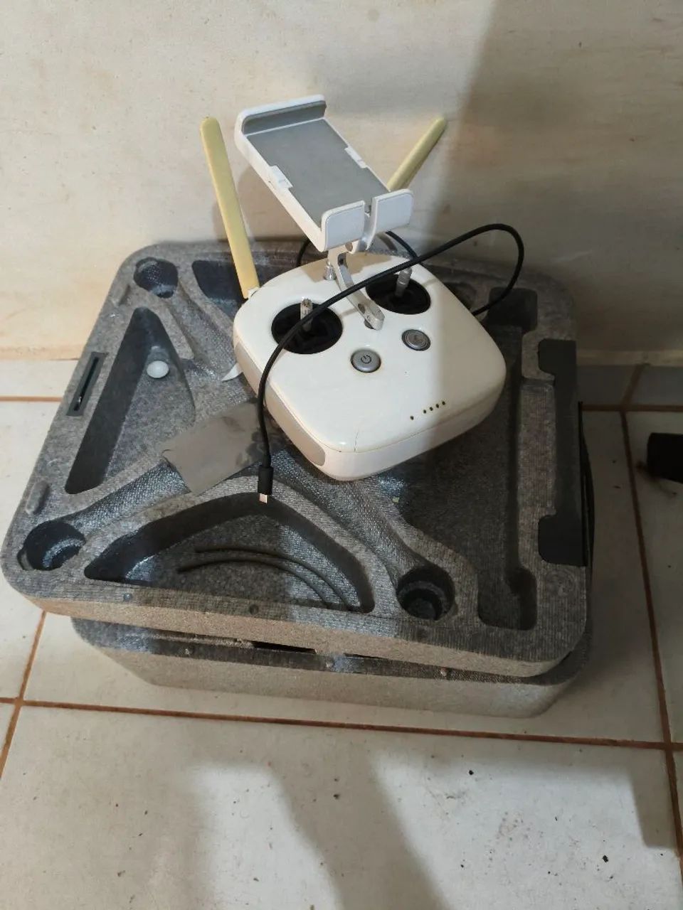 Phantom 4 conserto ou peças , - Foto 2