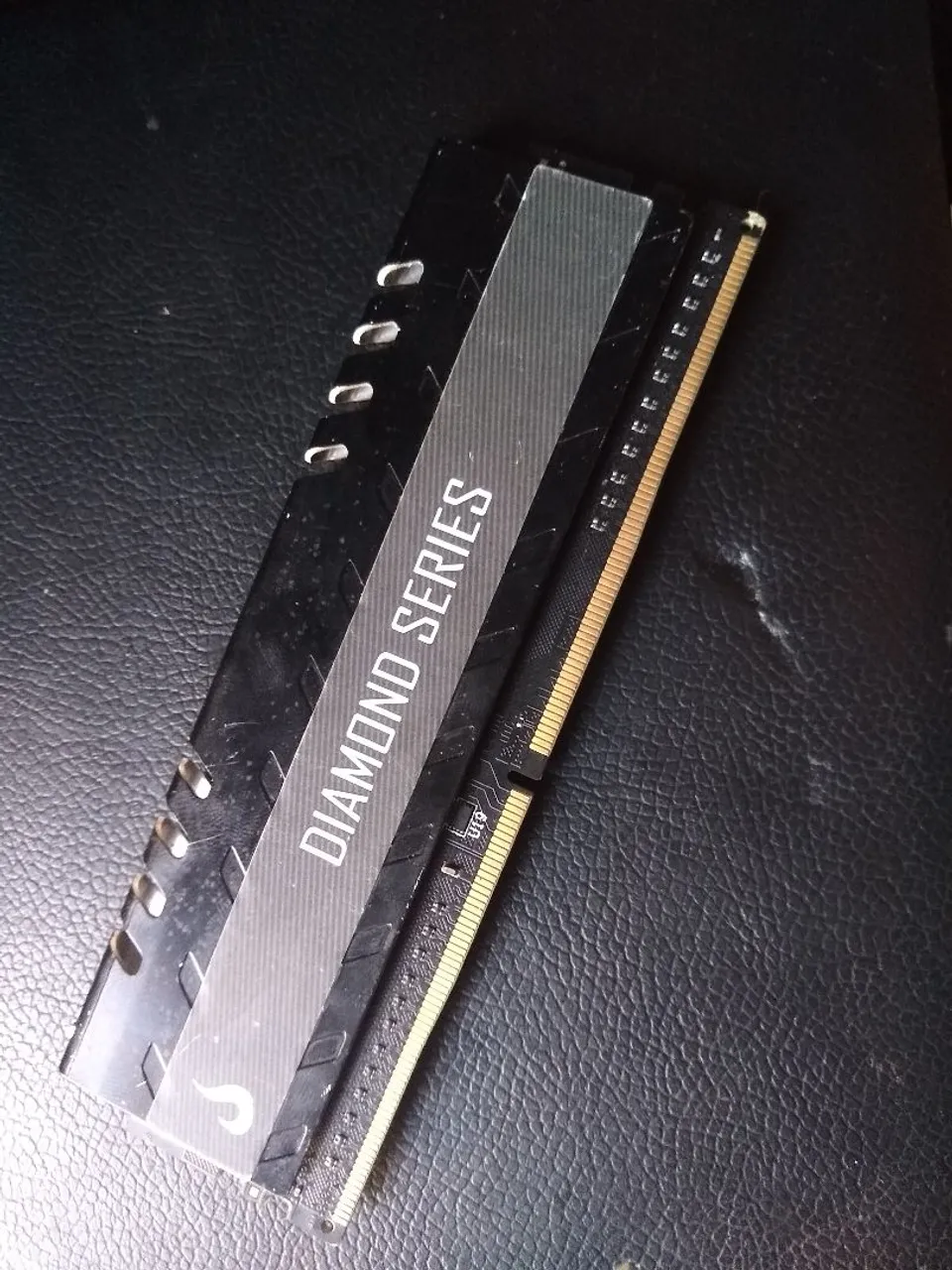 Memória 16GB DDR4 Diamond (LEIA A DESCRIÇÃO)