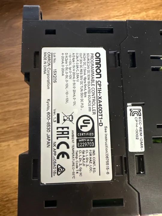 CLP OMRON CP1H- XA40DT1-D - Foto 2