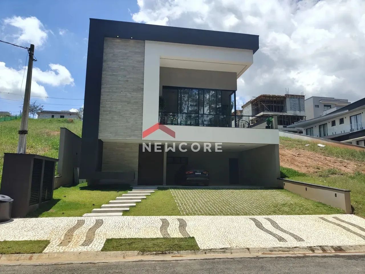 Casa de condomínio em Avenida João XXIII - Jardim São Pedro - Mogi das Cruzes/SP