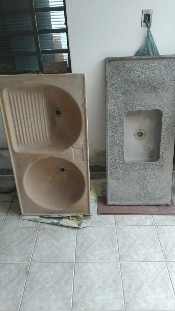 Cubas e Pias Usadas