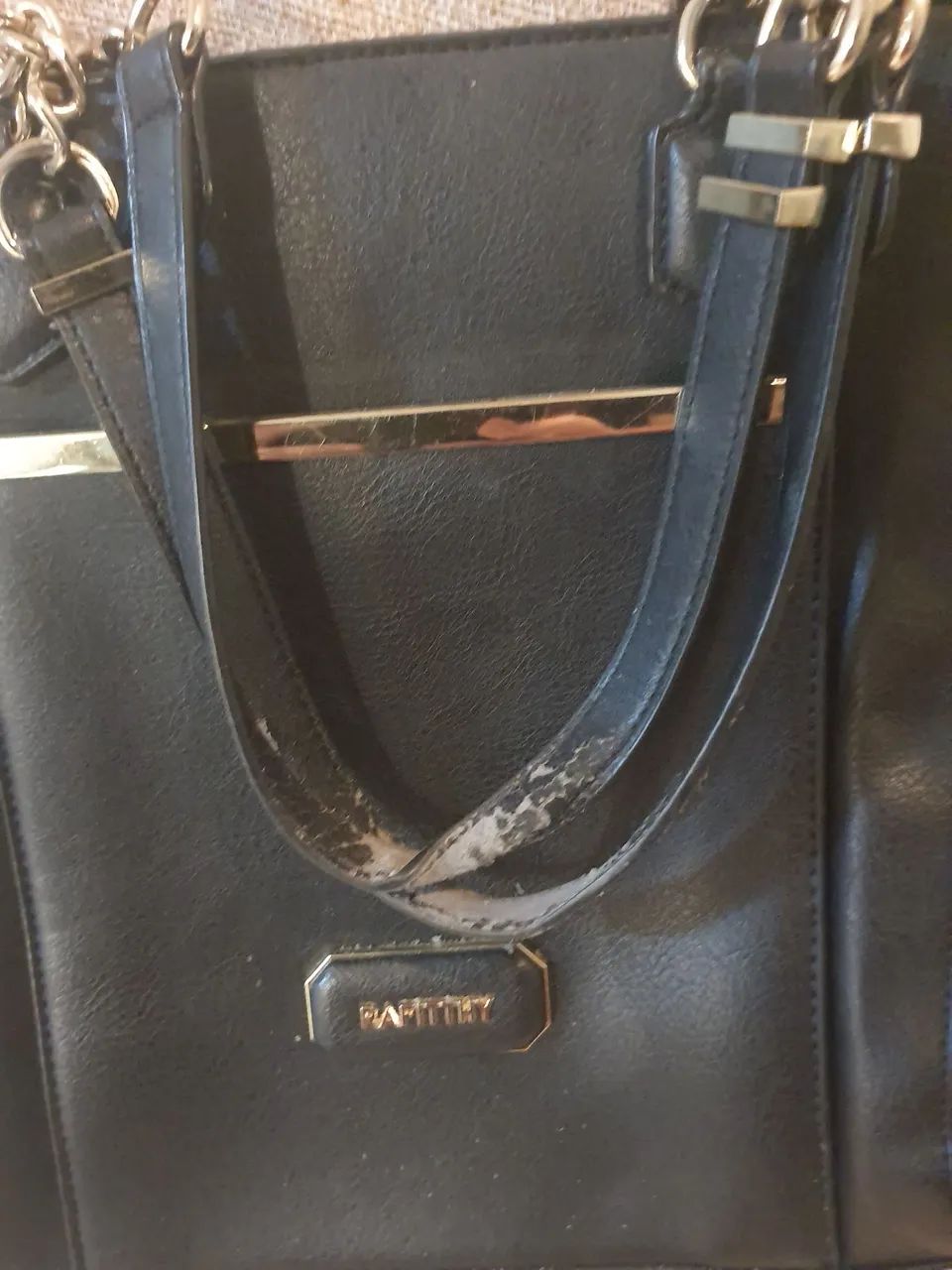 Bolsa feminina ótimo estado RAFITTINIY - Foto 4