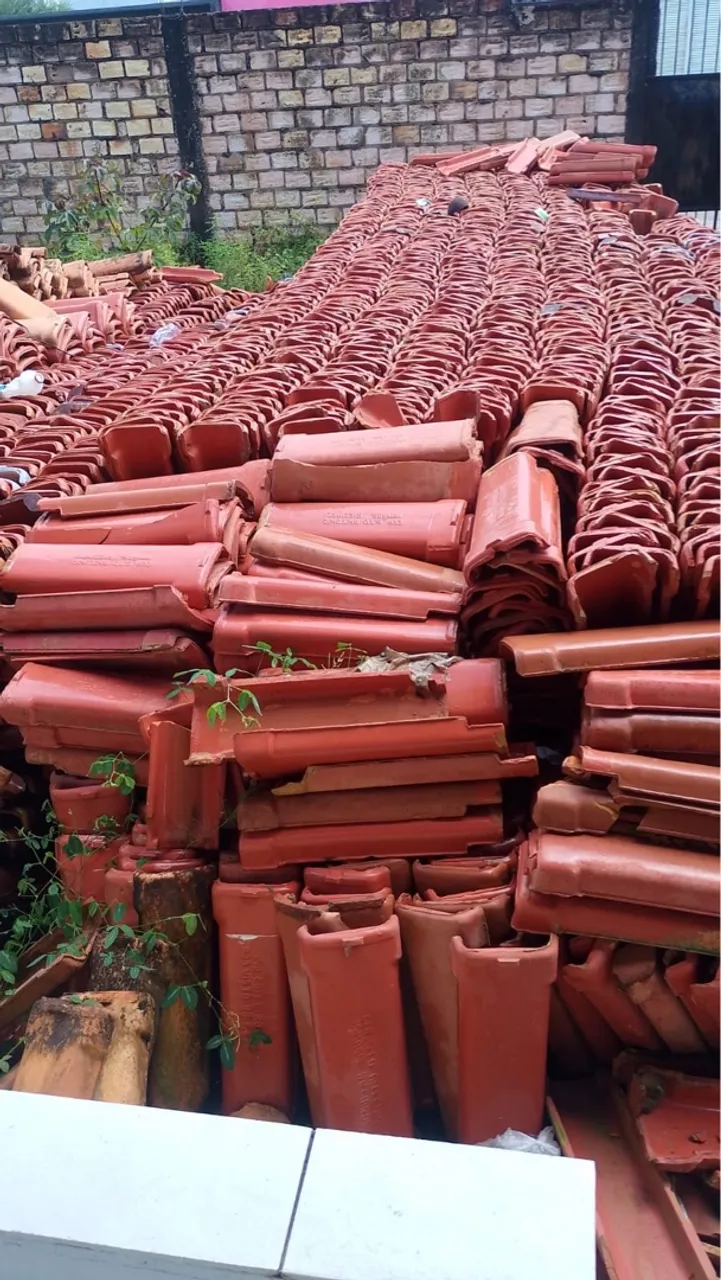 Telhas de barro para Construção 1real