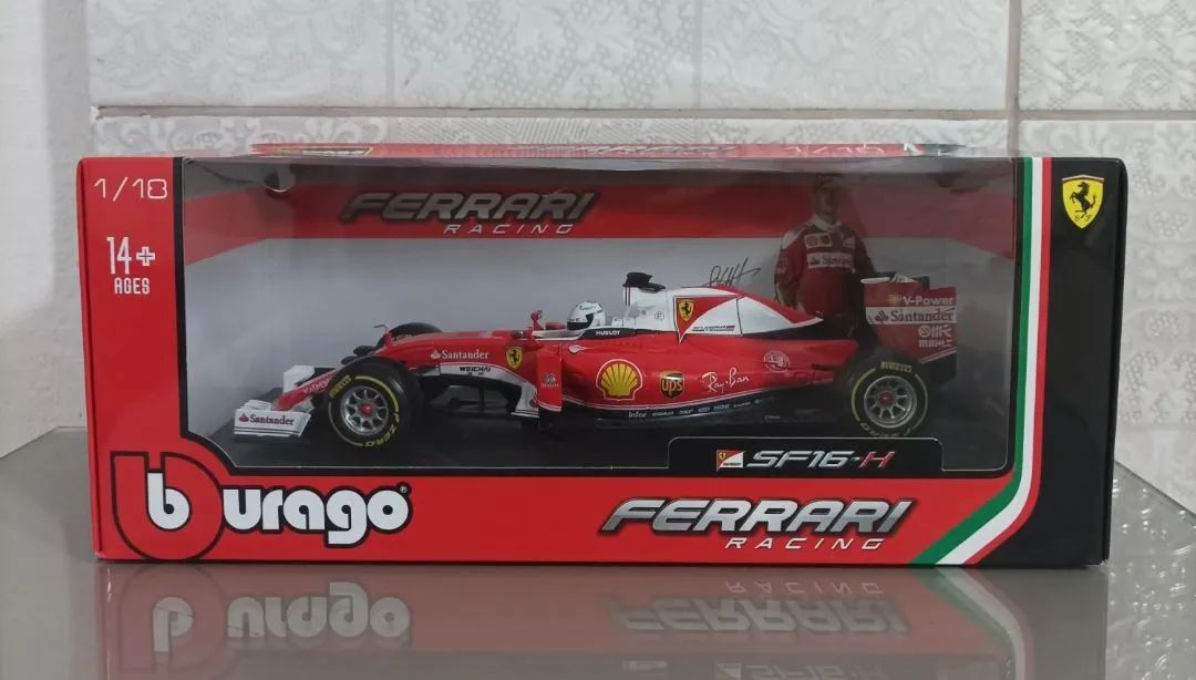 Ferrari SF16-H 1/18 Burago