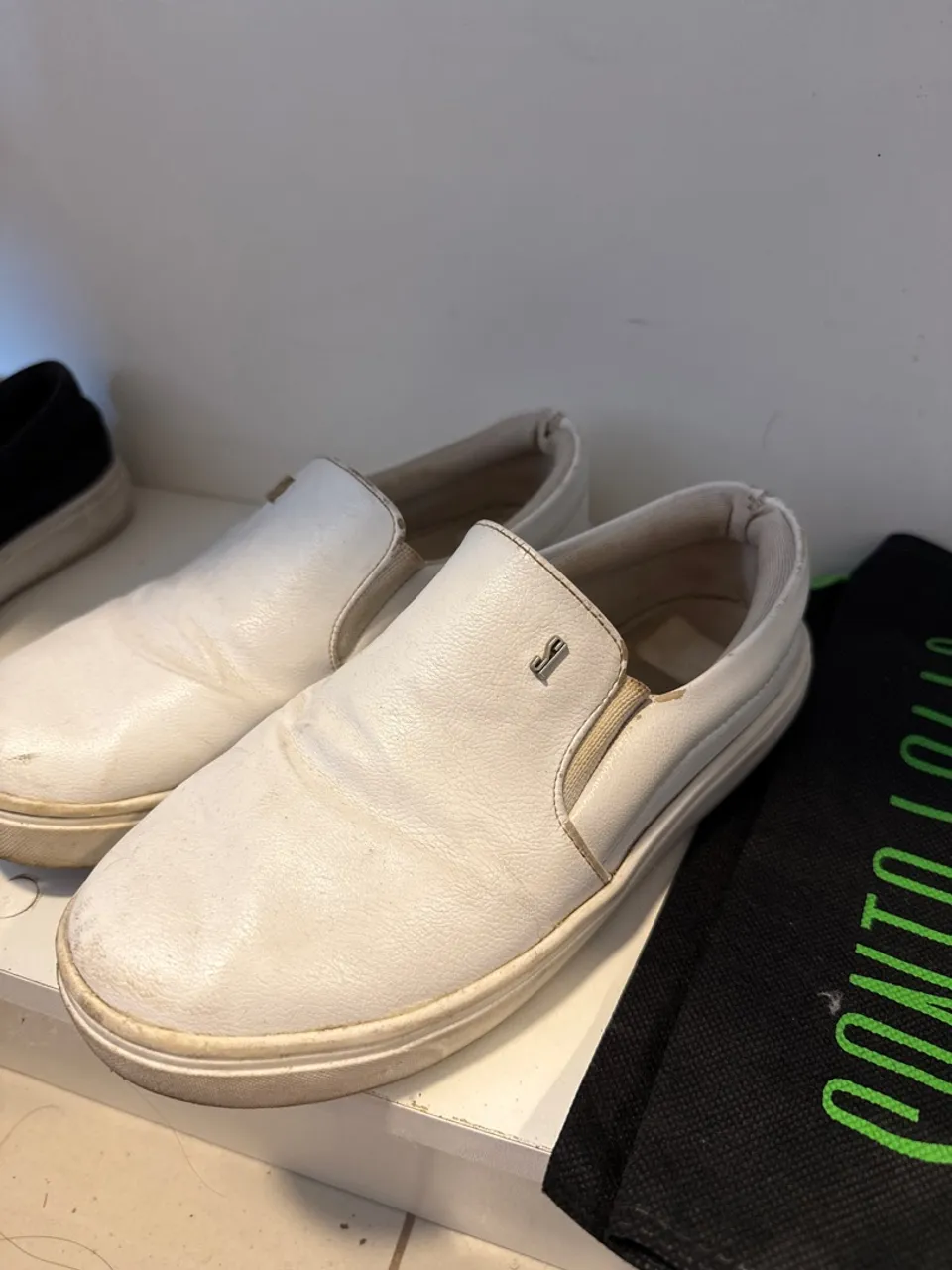 Tênis Slip On Branco