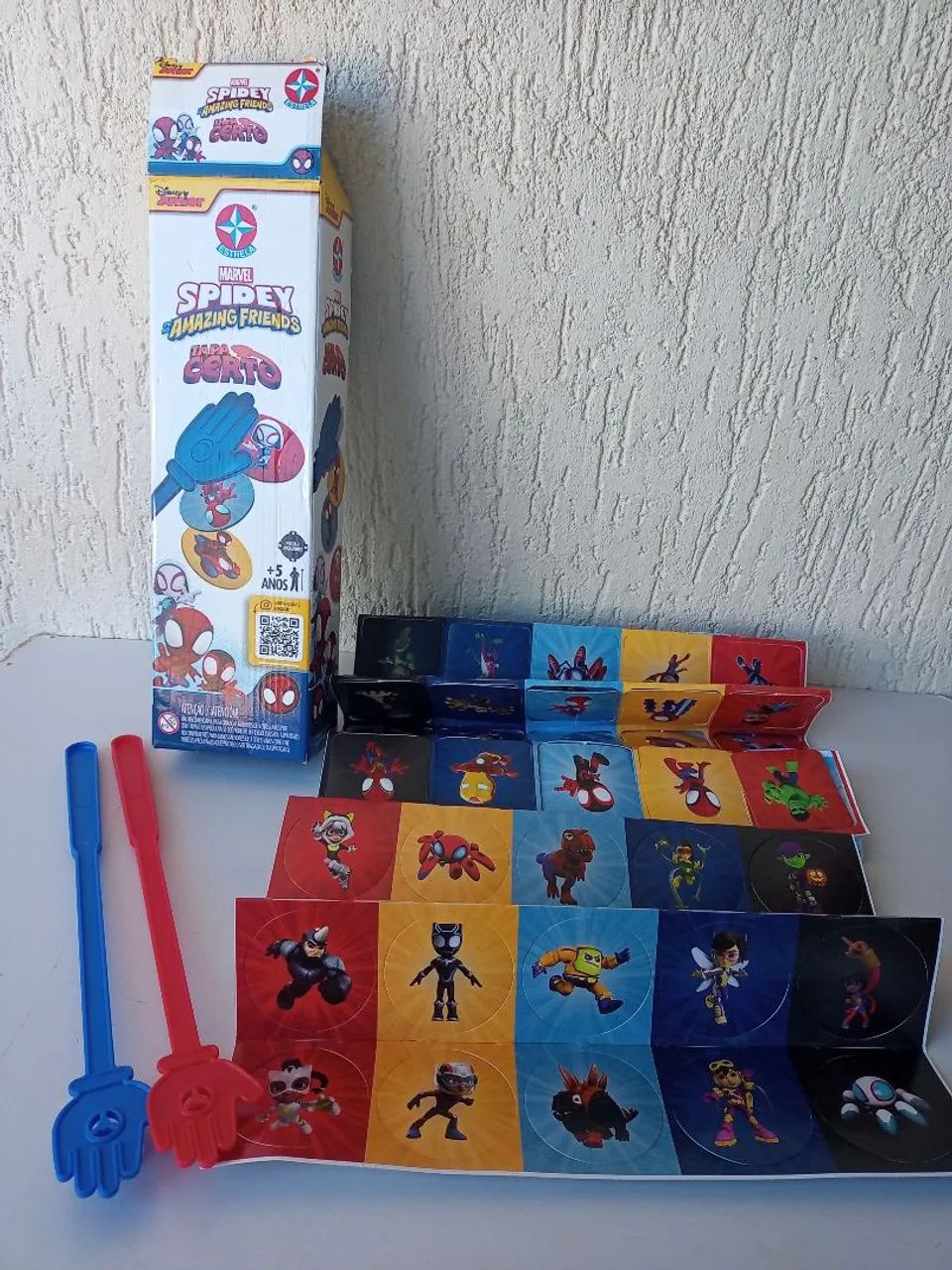 Jogo tapa certo spider-man estrela 