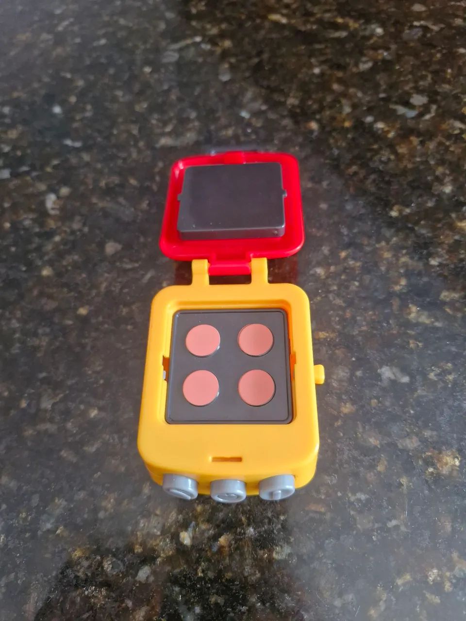 Brincando de Méqui - Mclache feliz - Foto 3