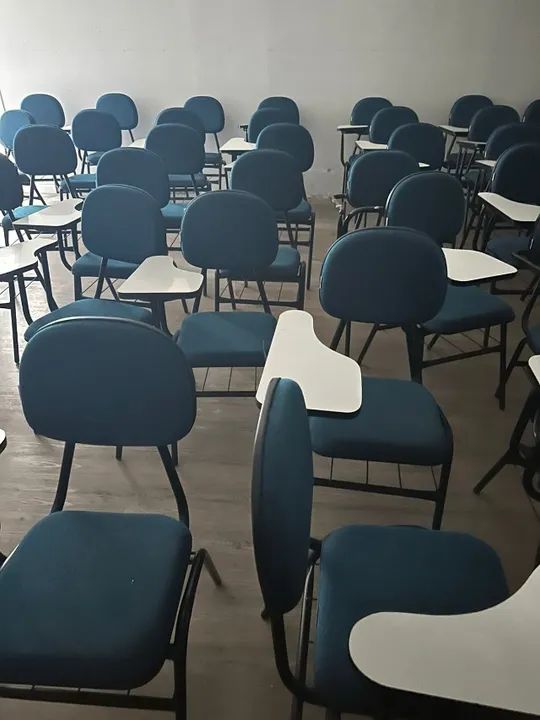 Cadeiras e Mesas para Sala de Aula ou Escritório
